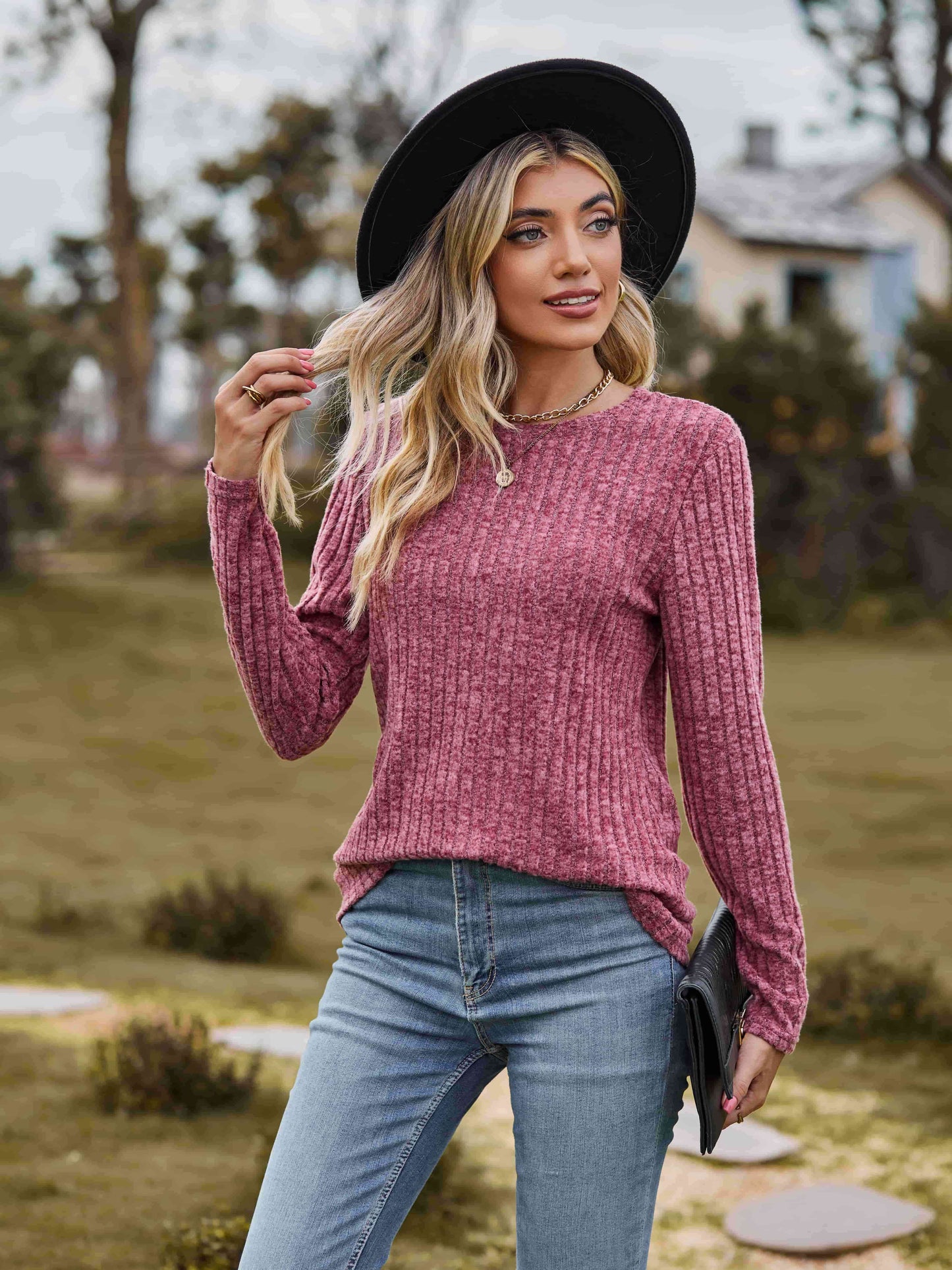 Ribbed Round Neck Long Sleeve Tee